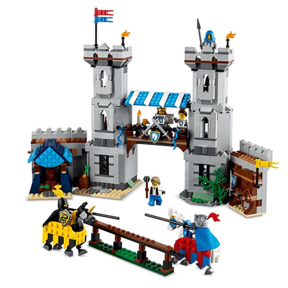 Конструктор Creator Середньовічний замок із лицарем на коні LEGO 31168, 1371 деталь