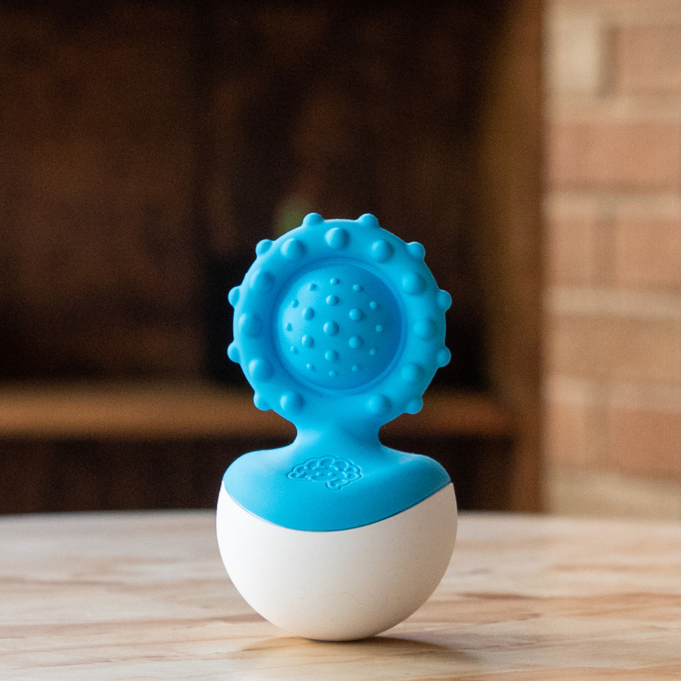 Прорізувач-неваляшка Dimpl wobl Fat Brain Toys FA217-4 блакитний