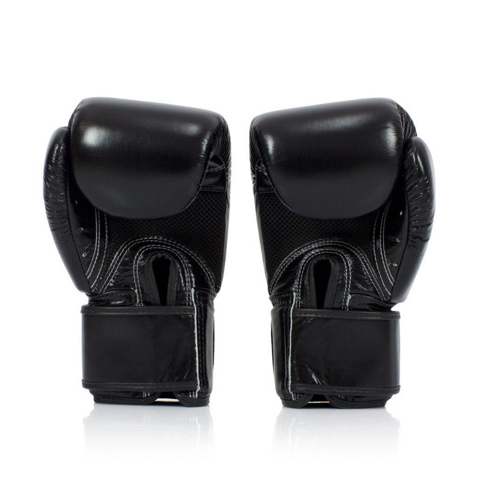 Боксерские перчатки BGV1 Fairtex BGV1_18oz_Black 18 унций (бинты в комплекте)