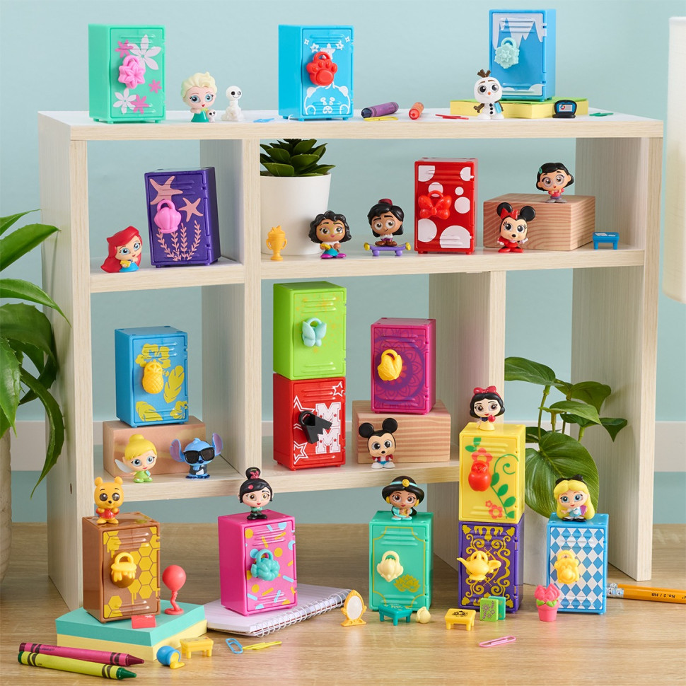 Игровой набор серии «Academy» - ШАФКА С СЮРПРИЗОМ Disney Doorables 44722K