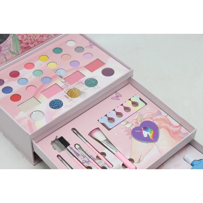 Детский набор косметики YG Toys LD6137 размер 25х18х8,5 см