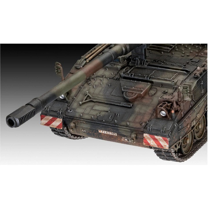 Збірна модель САУ PzH 2000 Revell RVL-03279 рівень 4, 1:35