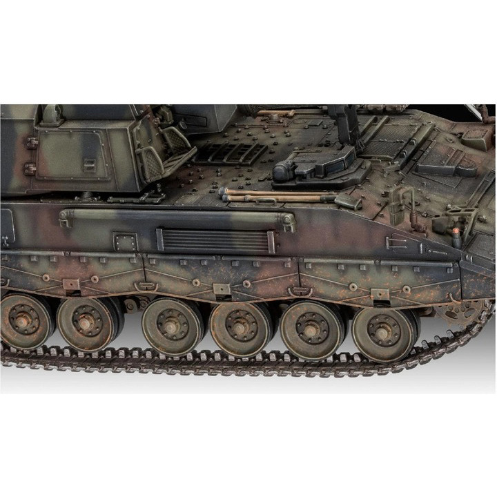 Збірна модель САУ PzH 2000 Revell RVL-03279 рівень 4, 1:35