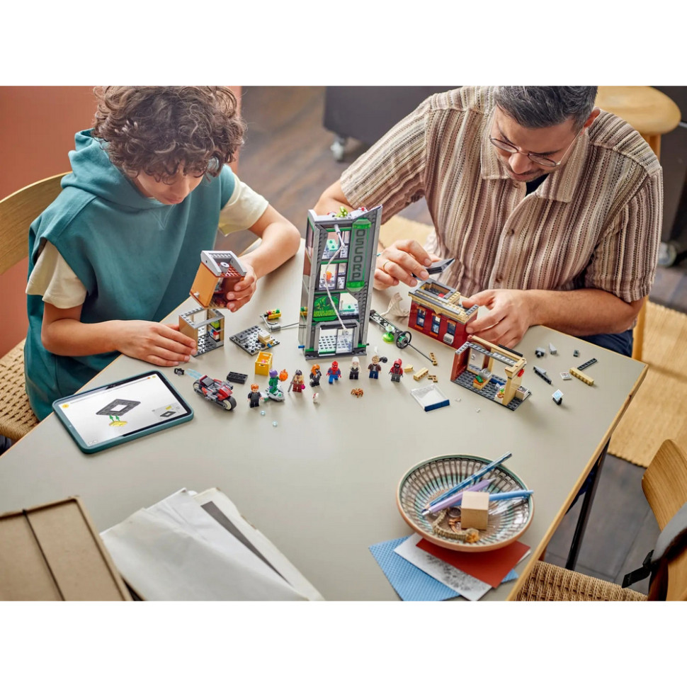 Конструктор Super Heroes Людина-павук проти Оскорпа LEGO 76324, 808 деталей