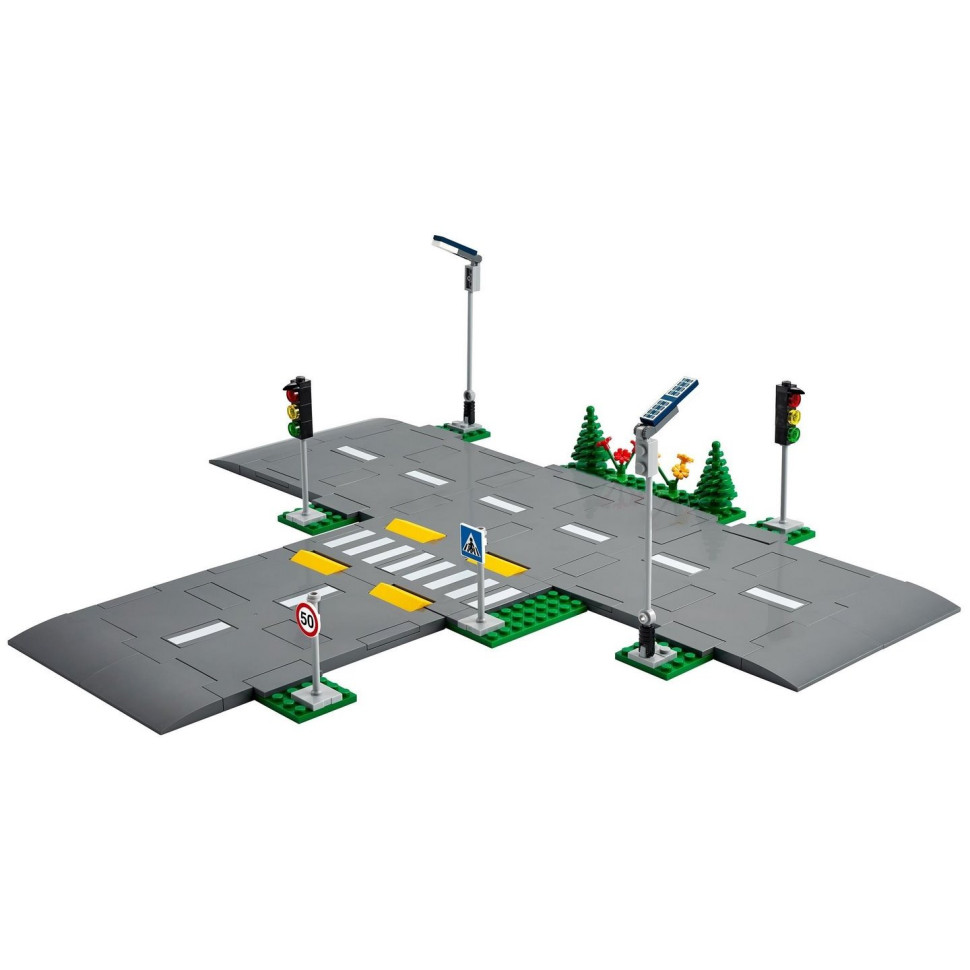Конструктор LEGO City Town Перекрёсток 60304