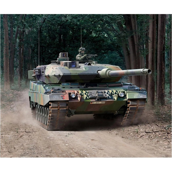 Сборная модель Танк Леопард 2 A6/A6NL Revell RVL-03281 уровень 4, 1:35