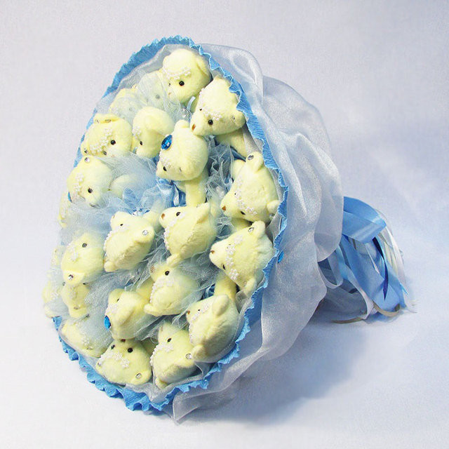 Букет из игрушек Мишки 27 в голубом 5200IT