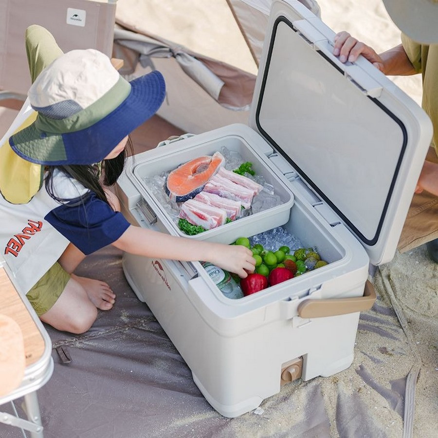 Туристичний холодильник CNK2300BS012 Naturehike 6976023925627, 30 л, бежевий