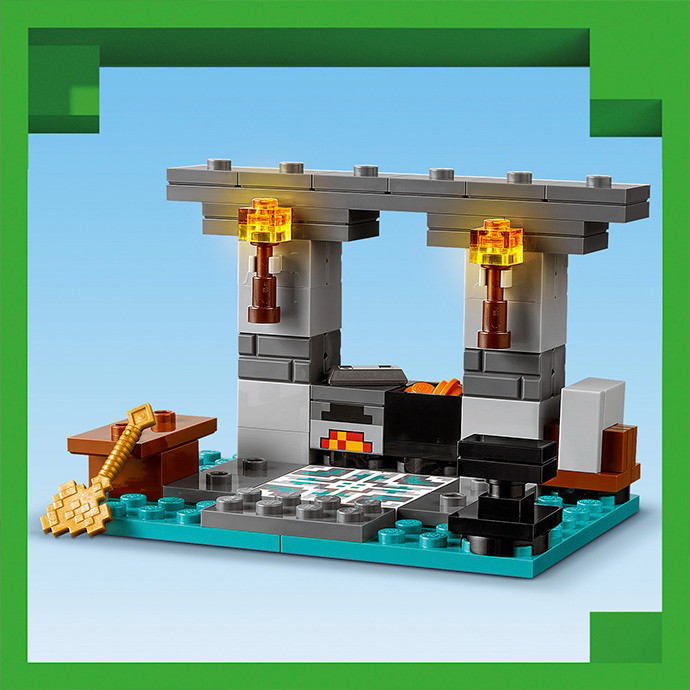 Конструктор Lego Minecraft Оружейная машина 21252LG 203 детали
