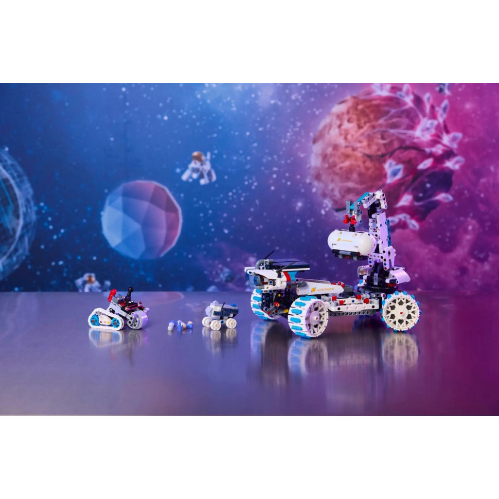 Конструктор Technic Місяцехід Lunar Outpost. Космічний корабель LEGO 42211, 1082 деталі