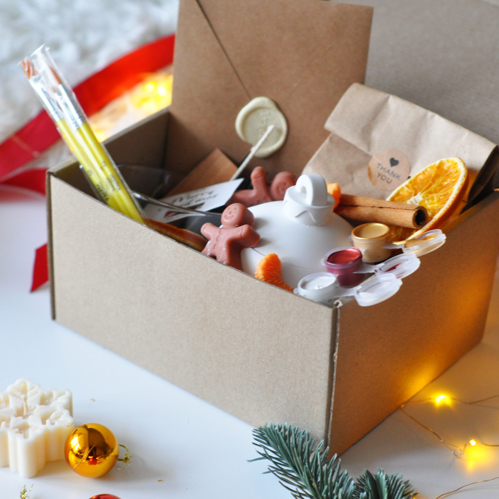 Новогодний набор для создания свечи 