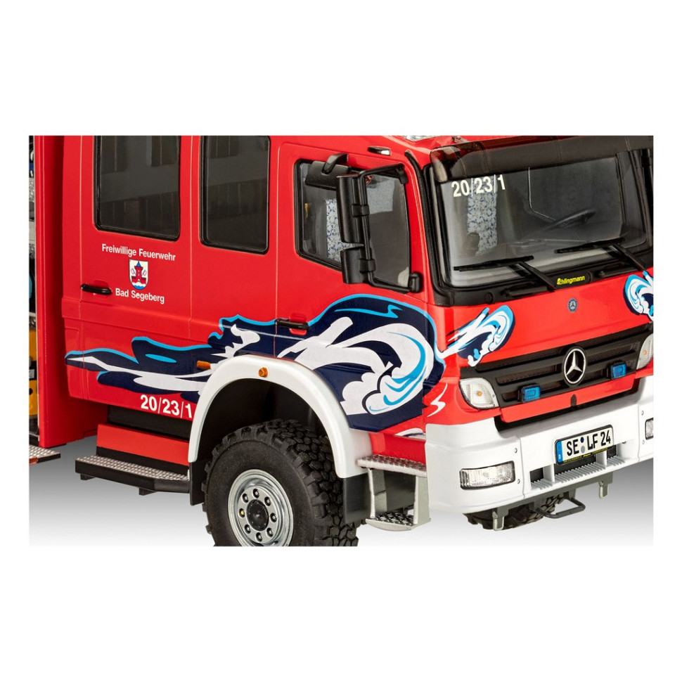 Збірна модель-копія Пожежна машина цистерна TLF 16/25 Revell RVL-07586 рівень 5, 1:24