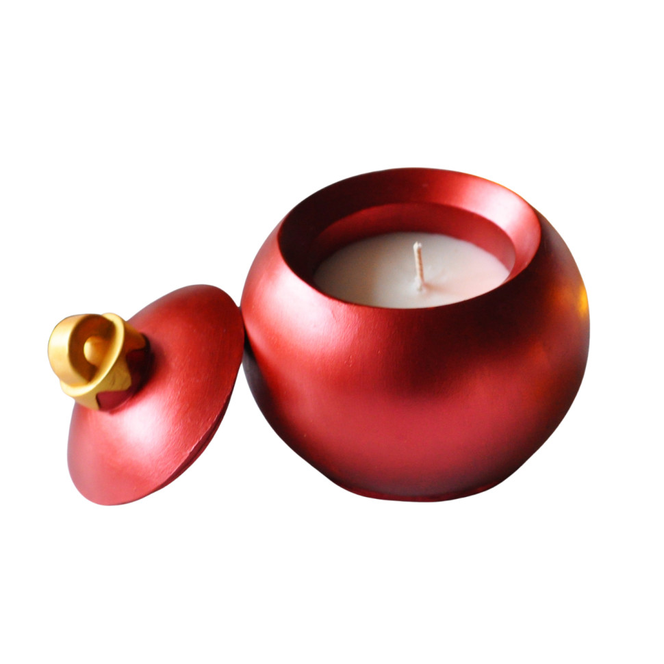 Новогодняя свеча ручной роботы из соевого воска 