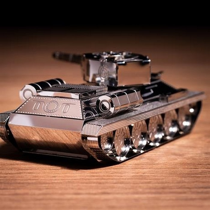 Сборная коллекционная модель Танк T-34/85 Metal Time MT071