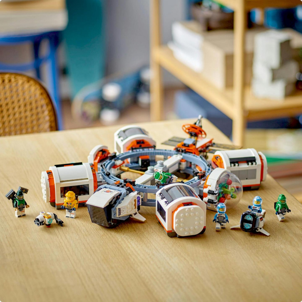 Конструктор Модульная космическая станция LEGO 60433, 1097 деталей