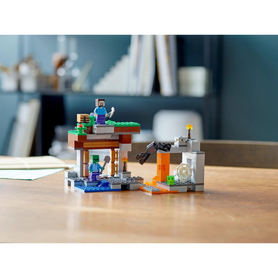 Конструктор LEGO Minecraft Закинута шахта 21166