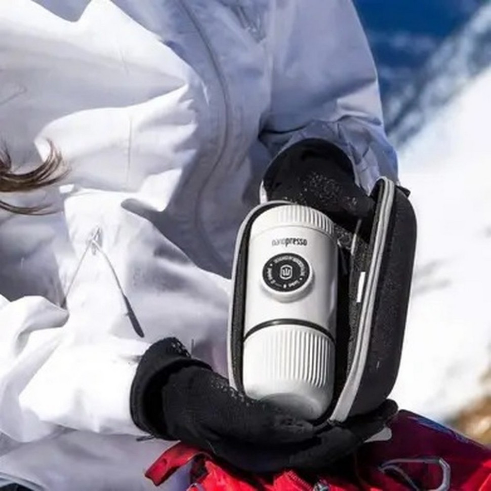 Портативна кавоварка для еспресо Nanopresso Wacaco WNANOWH
