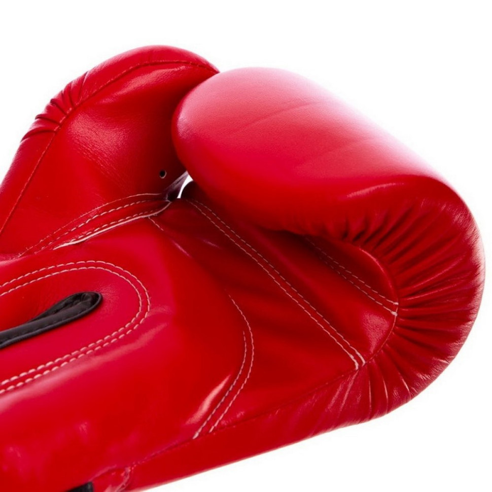 Боксерские перчатки BGV14 Fairtex BGV14_14oz_Red 14 унций (бинты в комплекте)