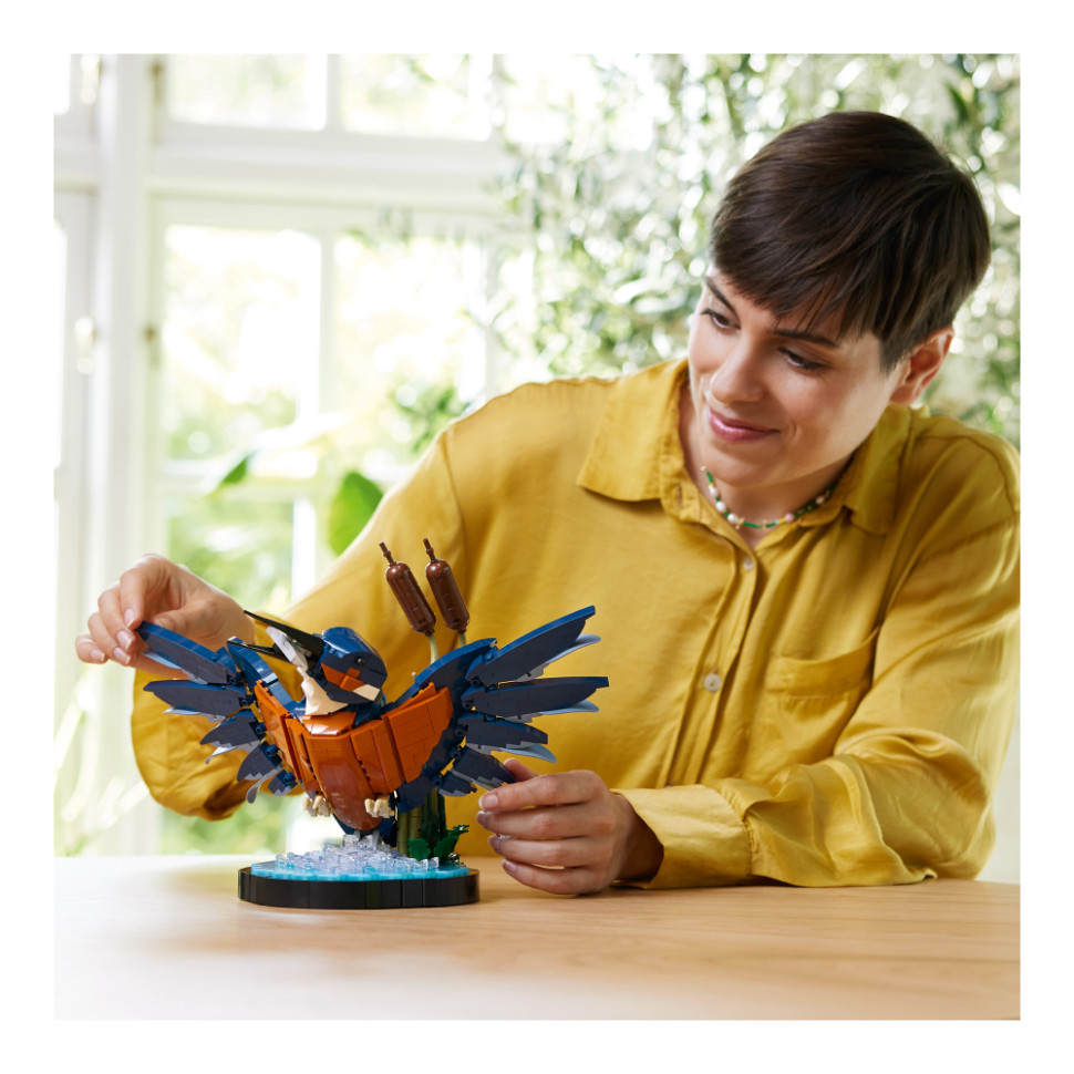 Конструктор LEGO Icons Птах рибалочка 10331LG, 834 деталі