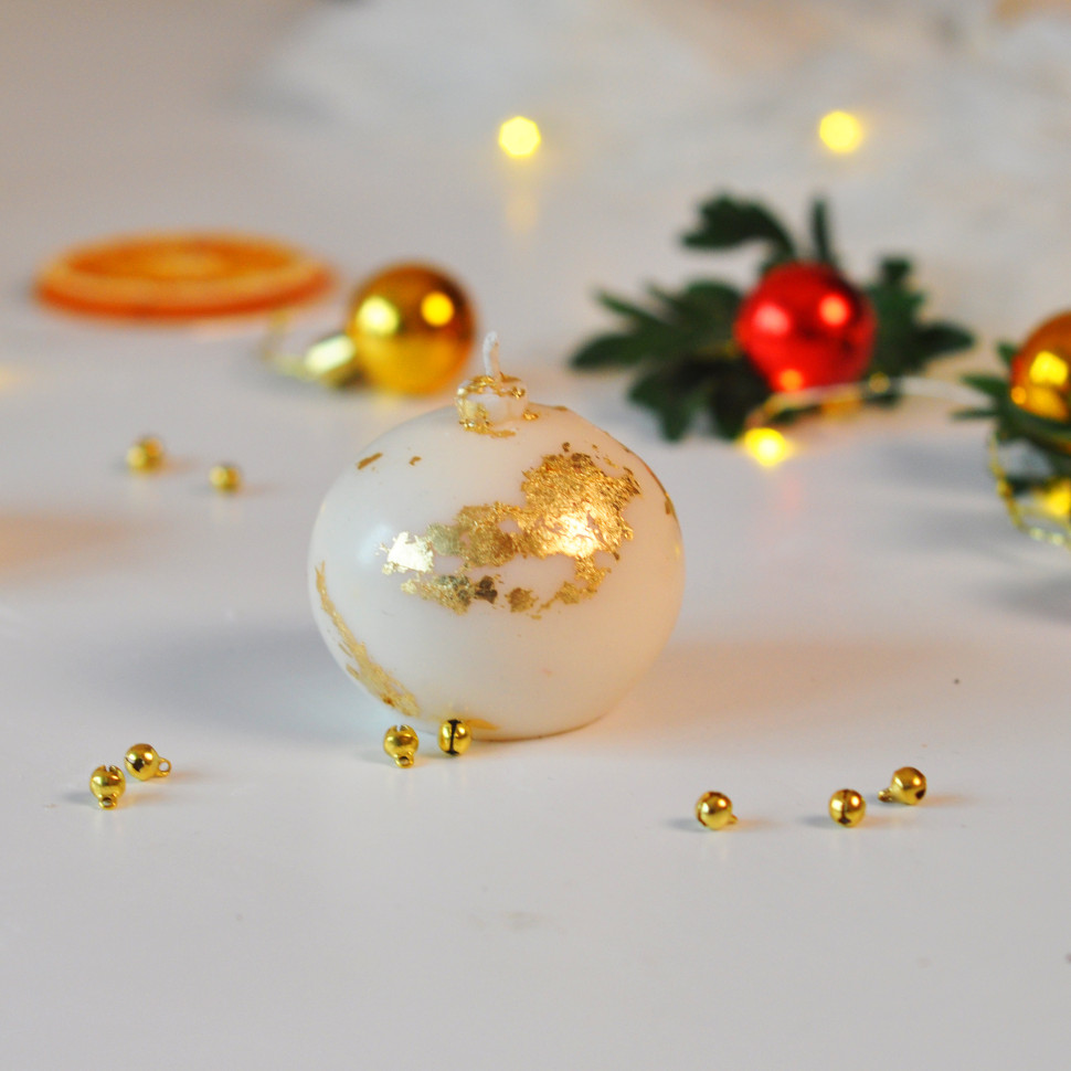 Формовая свеча ручной роботы из соевого воска 