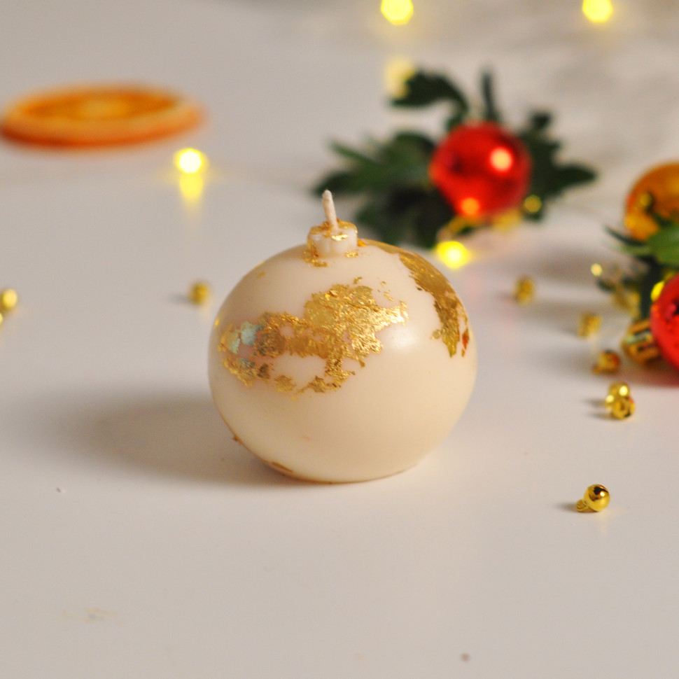 Формовая свеча ручной роботы из соевого воска 