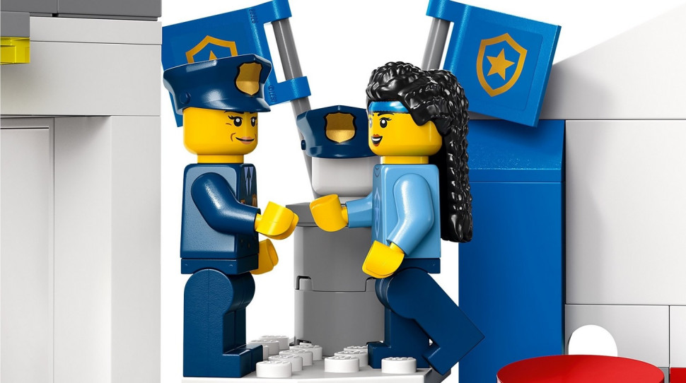 Конструктор LEGO City Поліцейська академія 60372