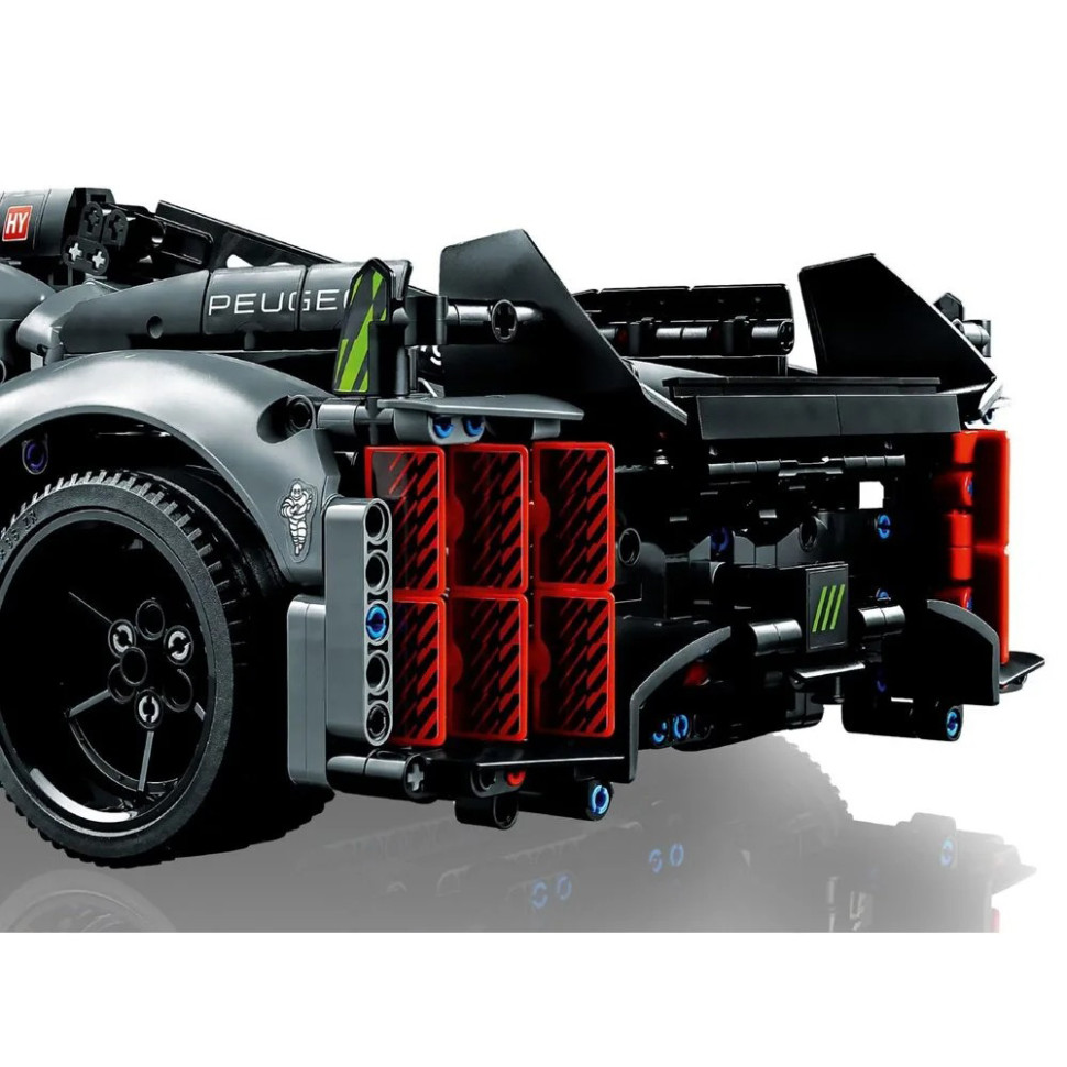Конструктор LEGO Technic PEUGEOT 9X8 24H Le Mans Hybrid 42156, 1775 деталей