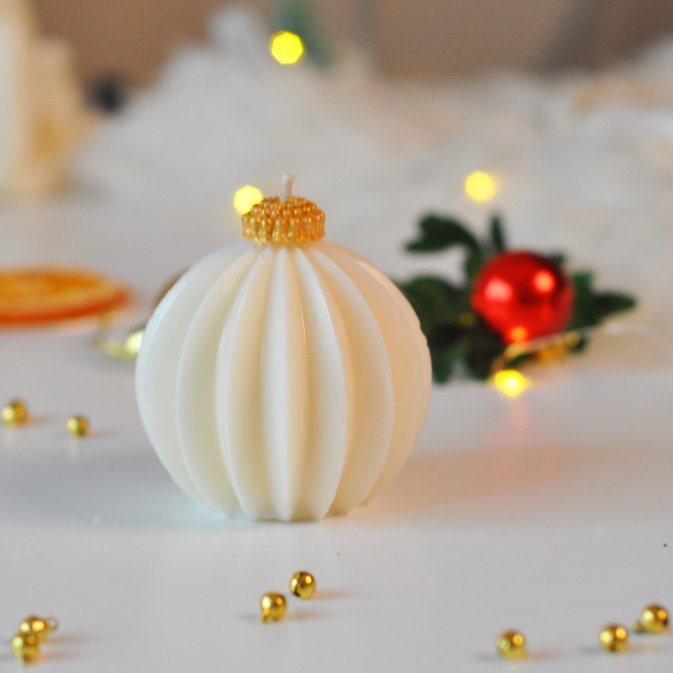 Формовая свеча ручной роботы из соевого воска 