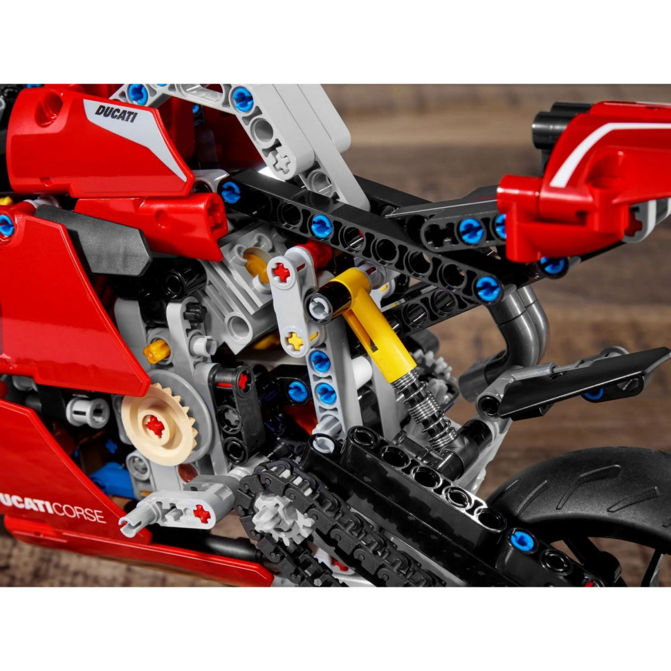 Конструктор LEGO Technic Ducati Panigale V4 R 42107