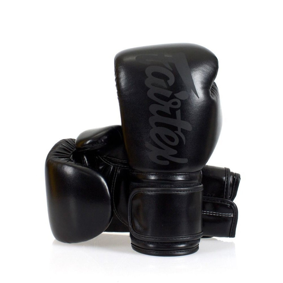 Боксерские перчатки BGV14SB Fairtex BGV14SB_14oz_Black 14 унций (бинты в комплекте)