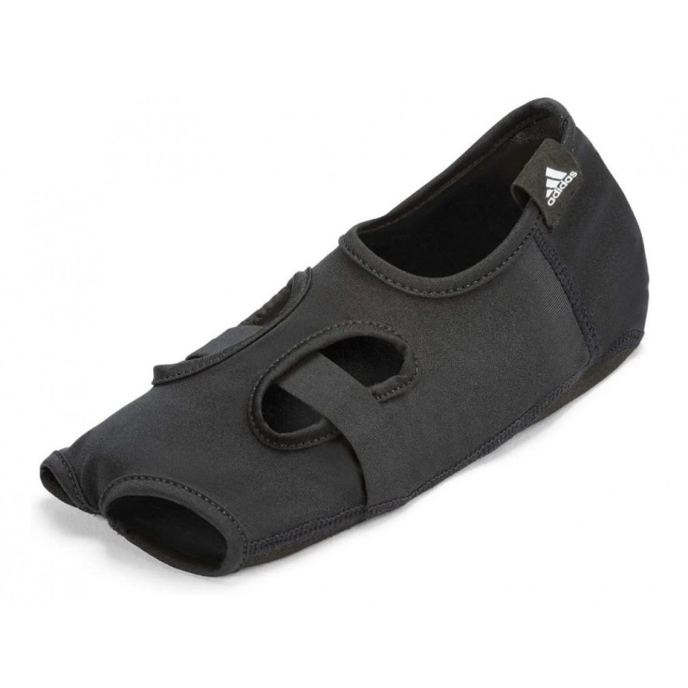 Носки для йоги Yoga Socks Adidas ADYG-30112 черный 20 x 9,8 x 0,4 см
