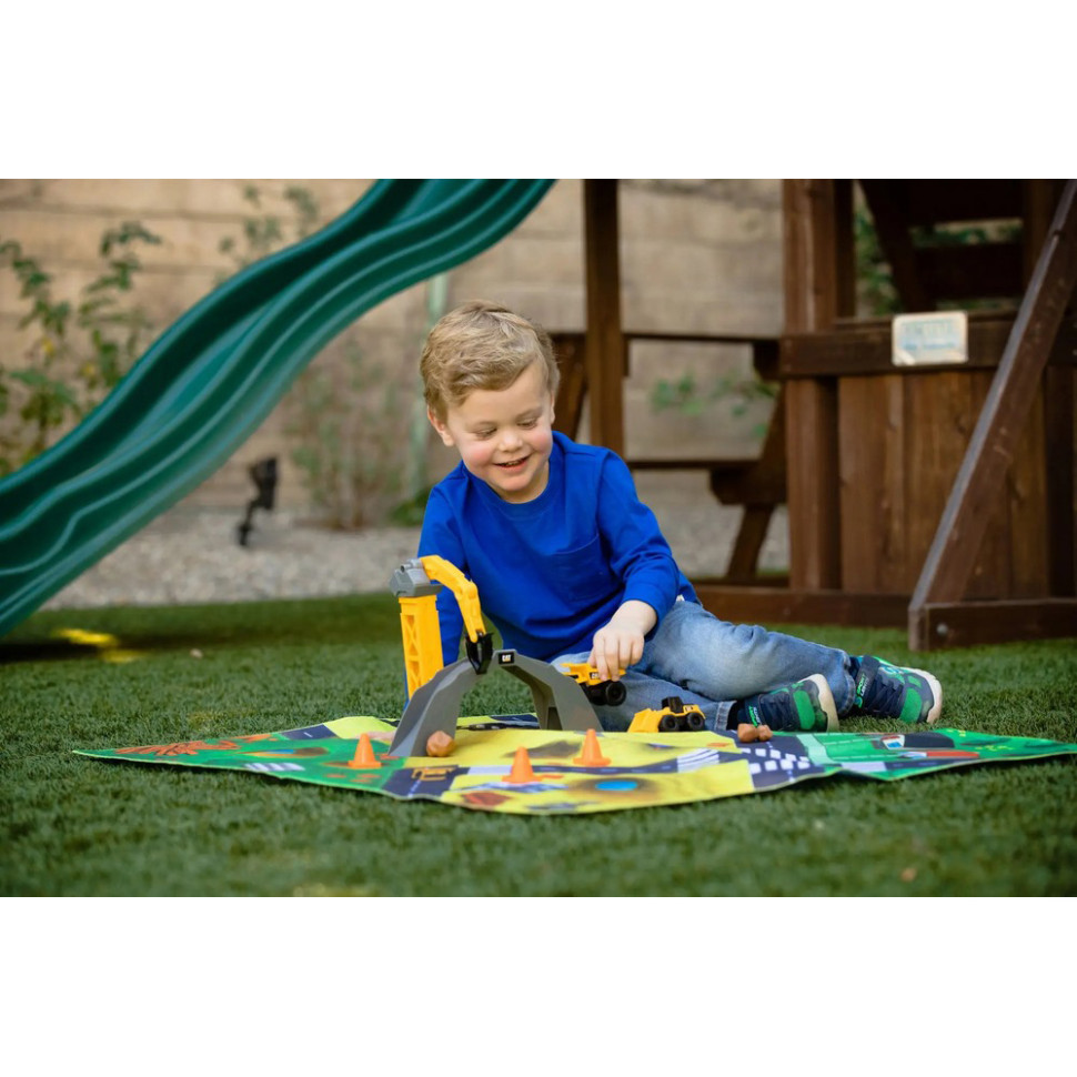 Ігровий набір із міні-технікою та ігровим полем 